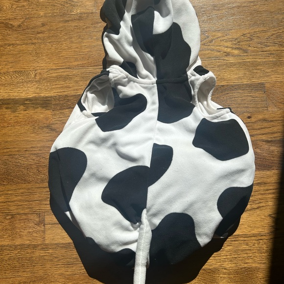 6-9 mos. Cow costume - Picture 2 of 3